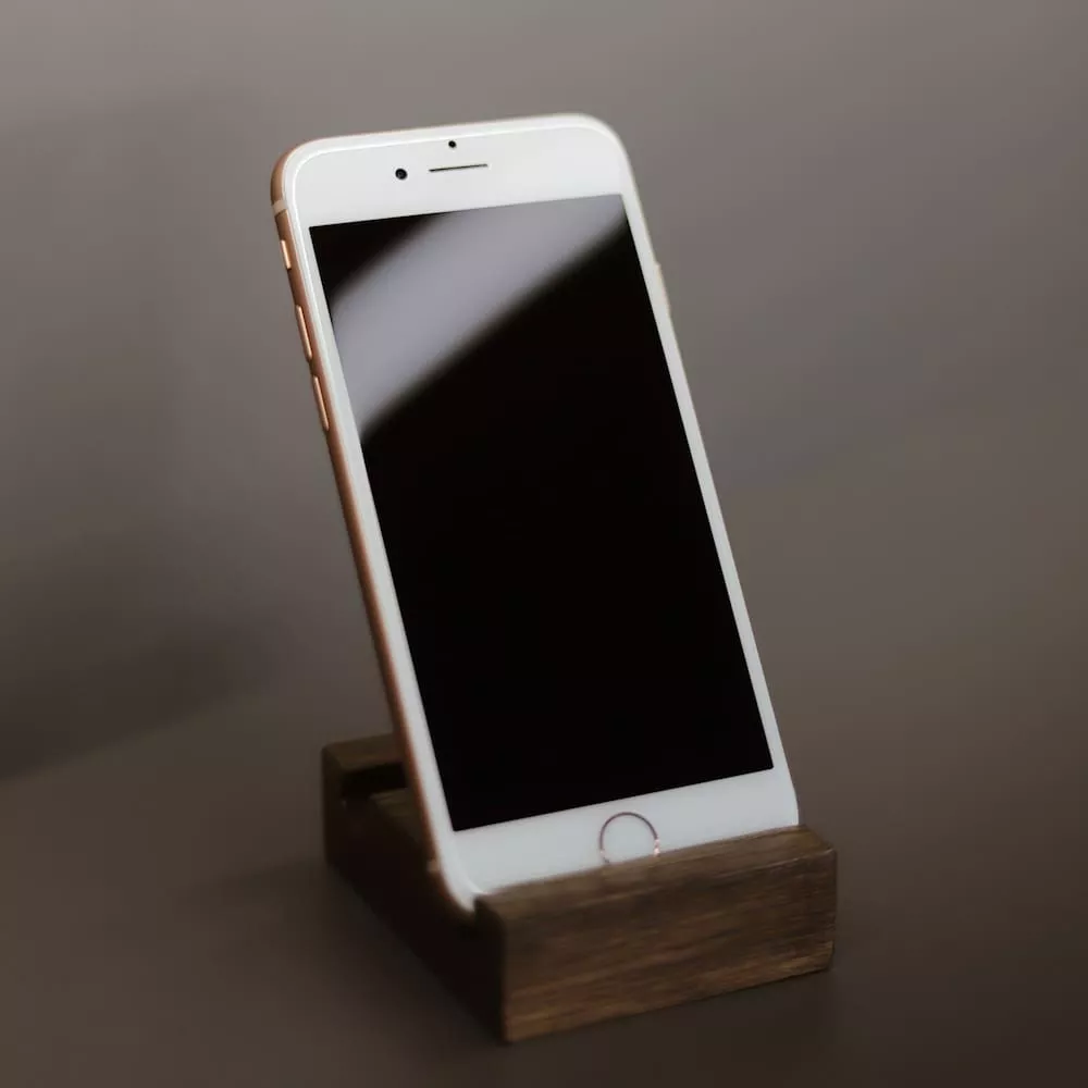 Купити б/у iPhone 8 256GB, відмінний стан (Gold) — ціни